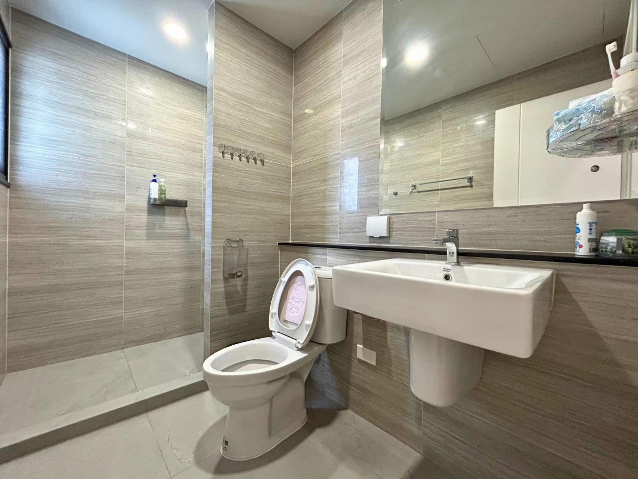 Grand Britania Rama9- KrungthepKreetha