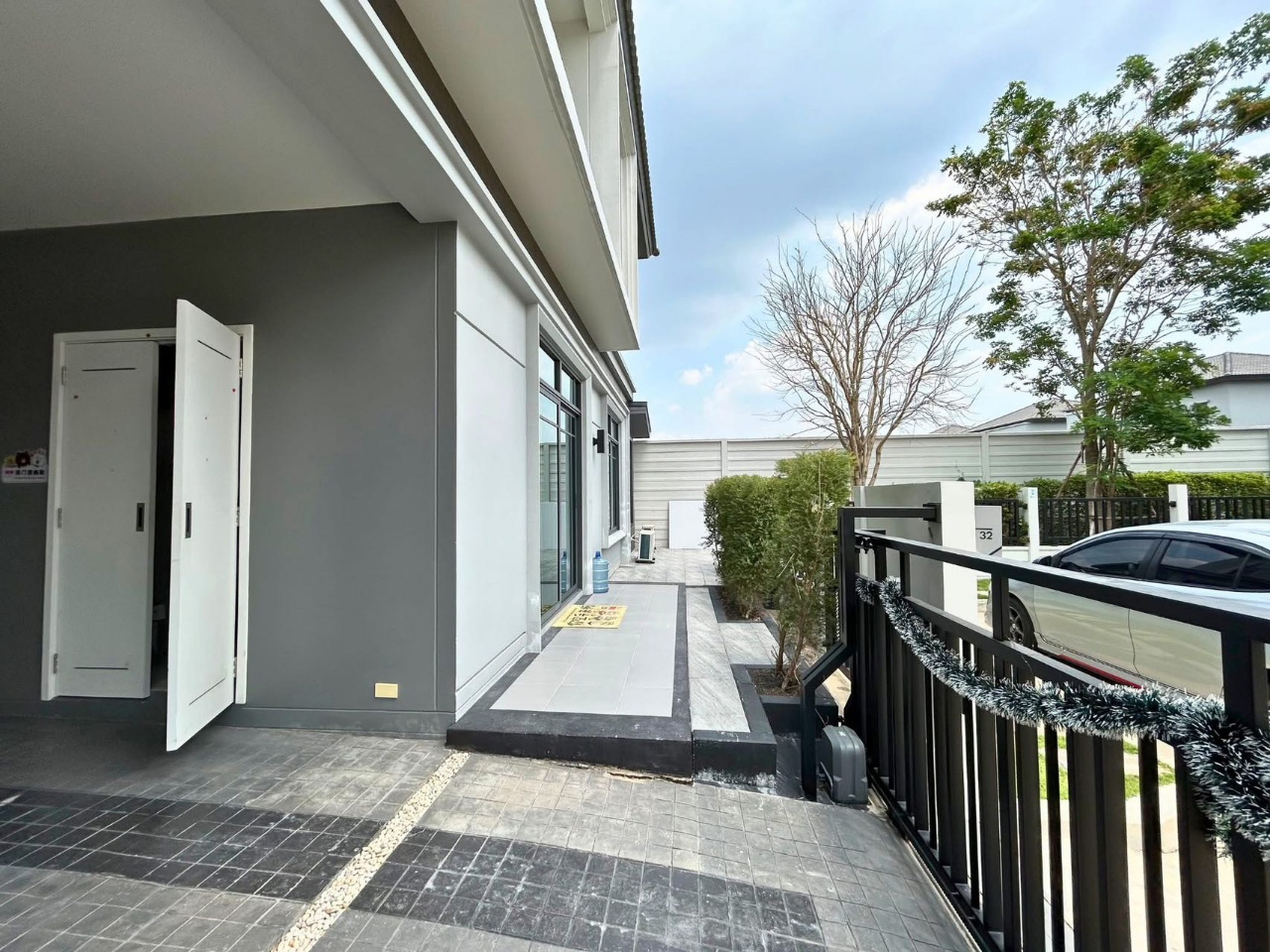 Grand Britania Rama9- KrungthepKreetha