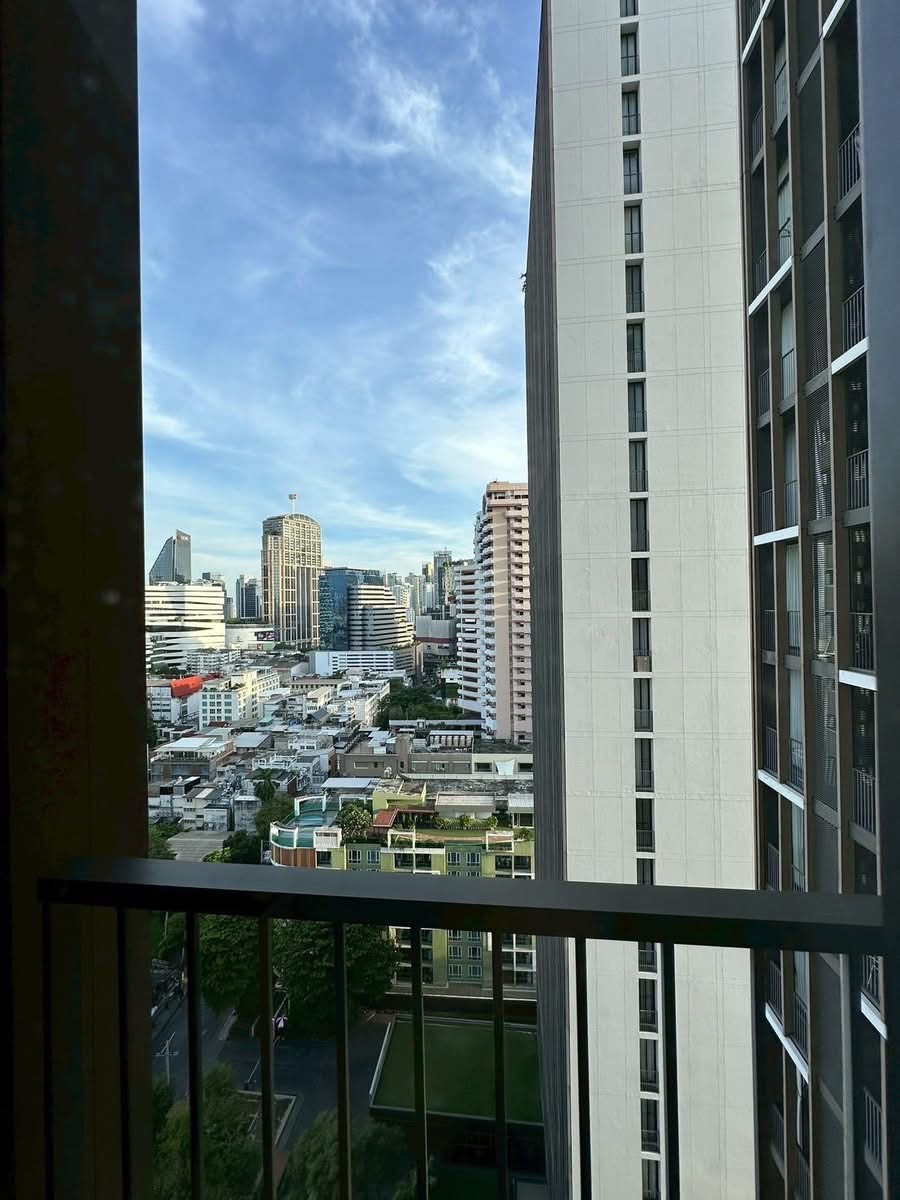 Noble Around Sukhumvit33