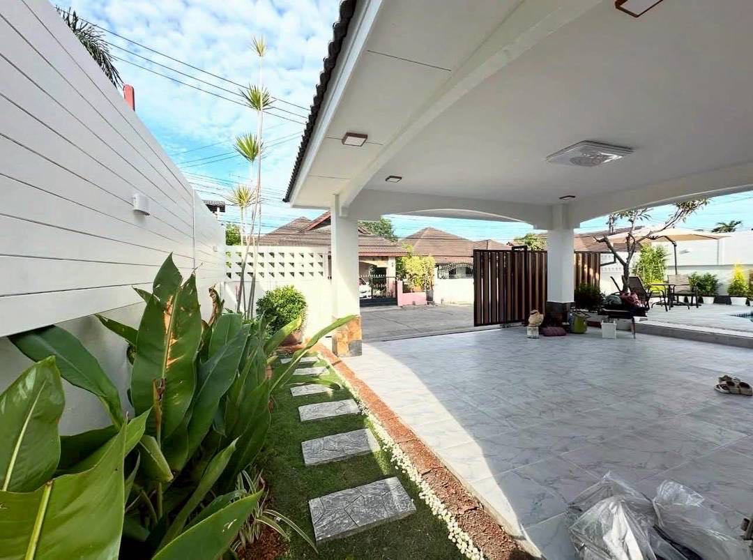 Soi Noen Phlab Wan