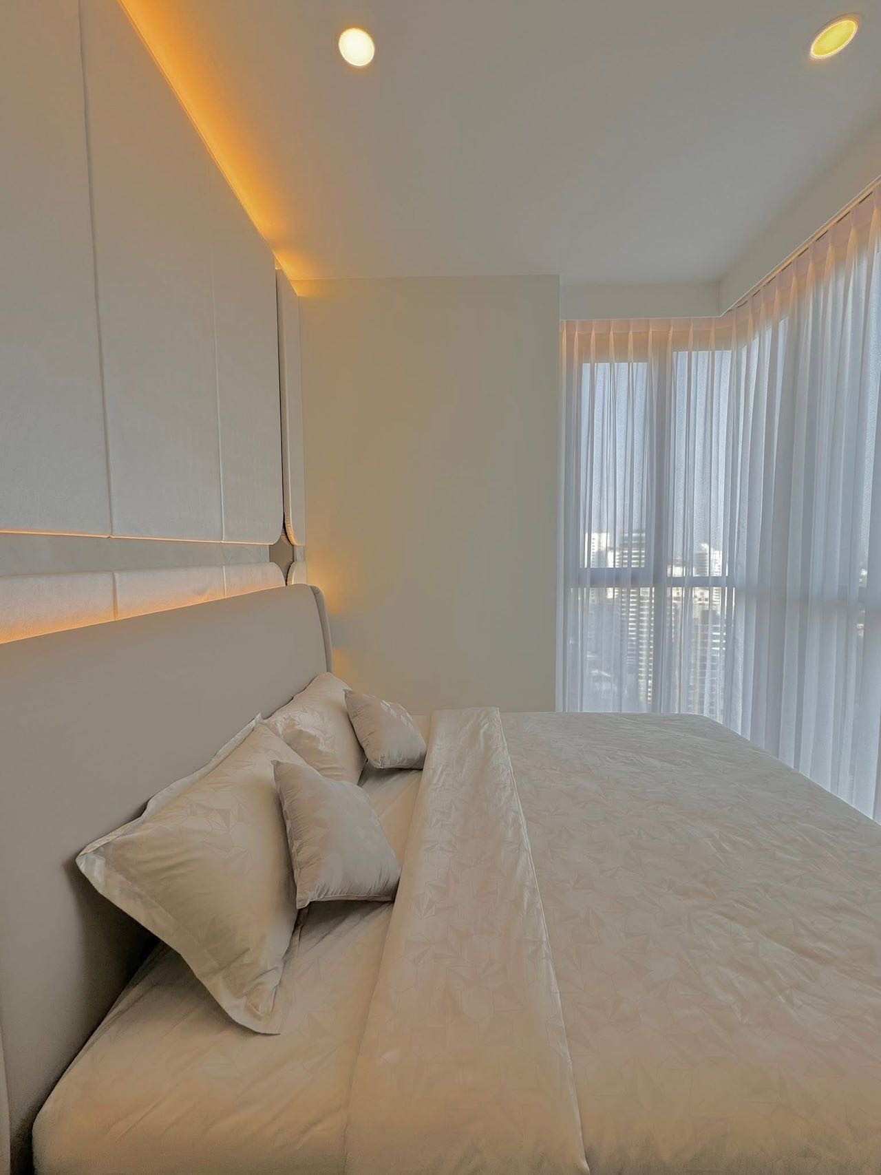 Park Origin Phrom Phong