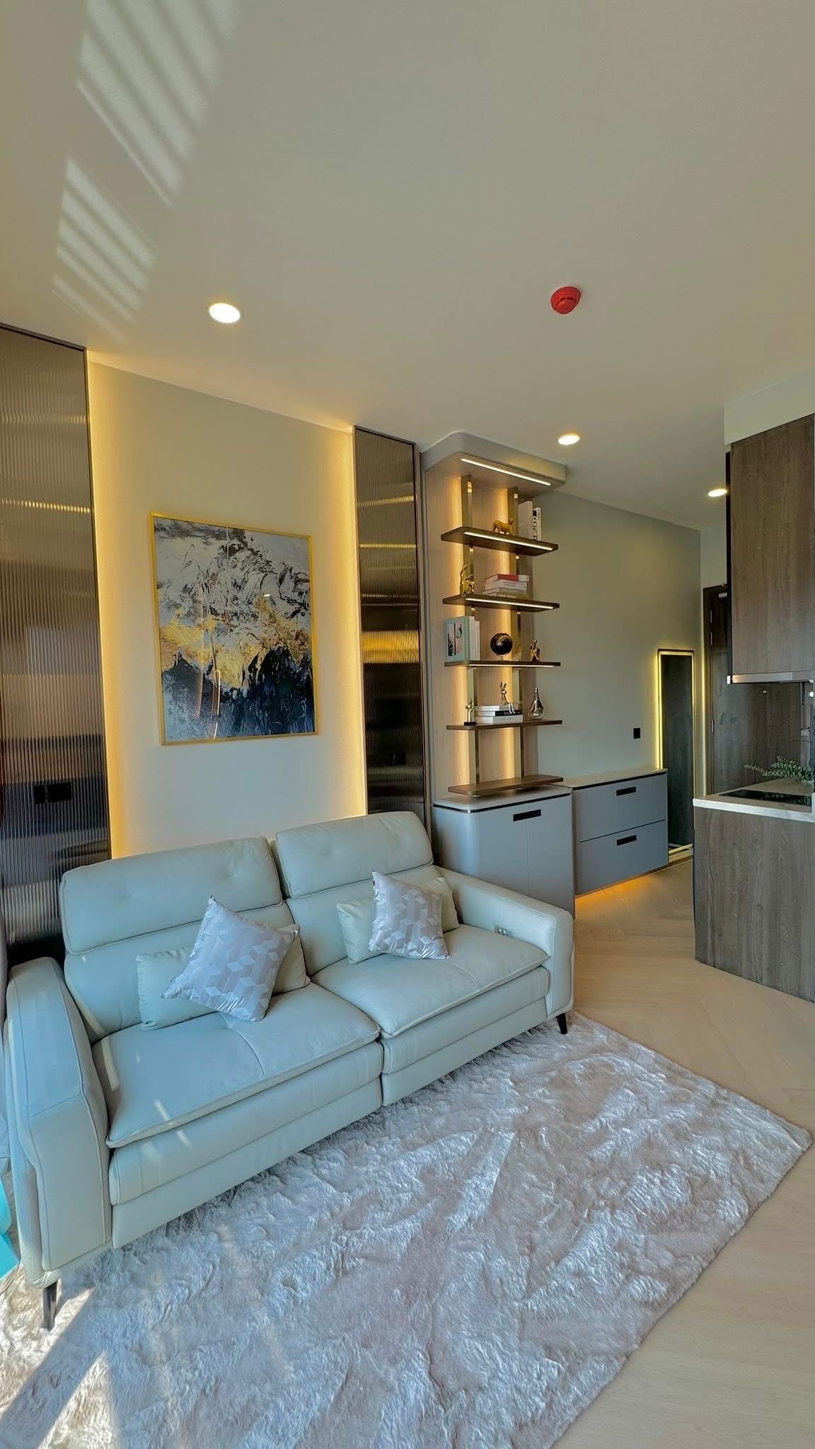 Park Origin Phrom Phong