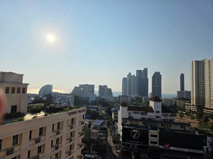 Golden Pattaya Condominium