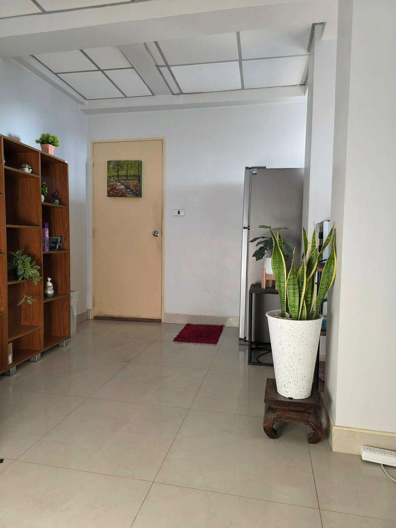 Golden Pattaya Condominium