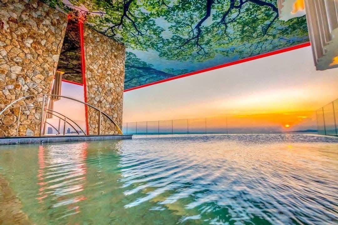 The Riviera Ocean Drive