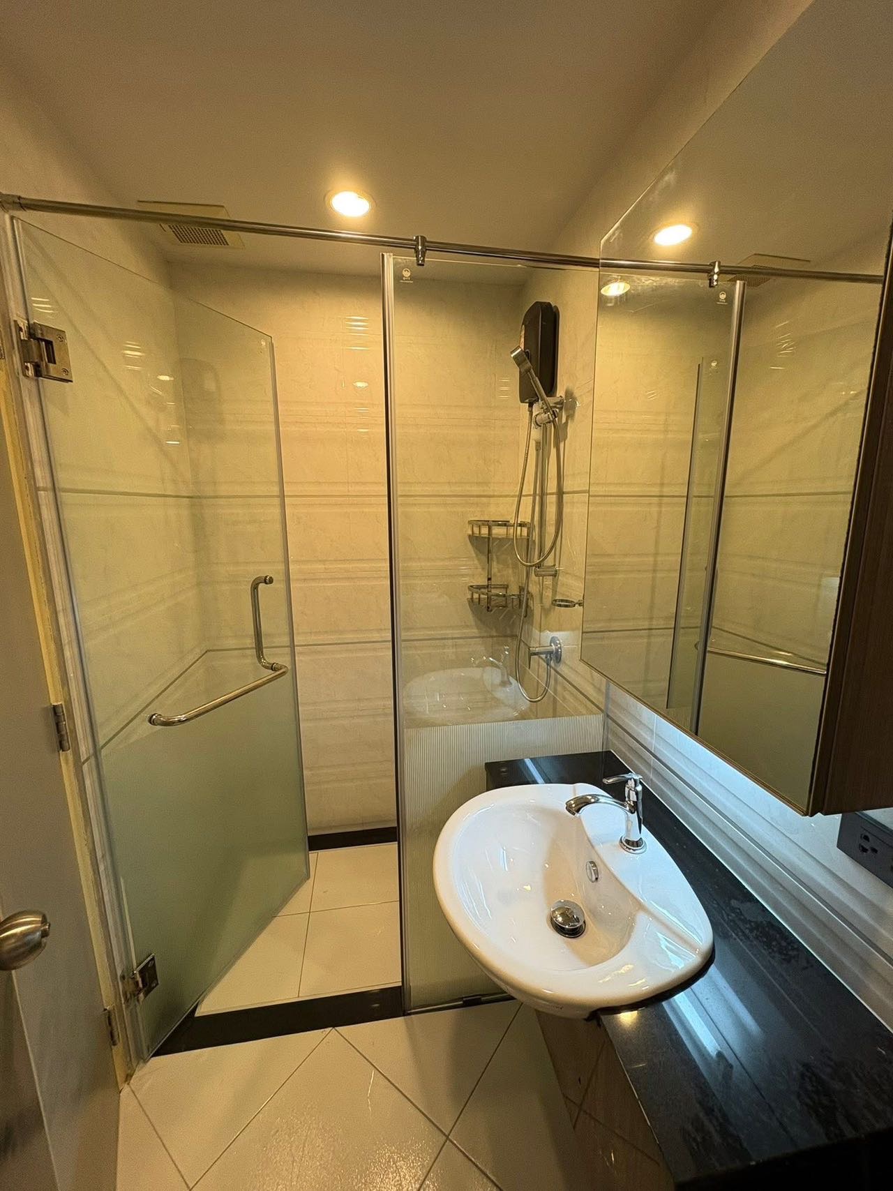 THE PRIVATE PARADISE