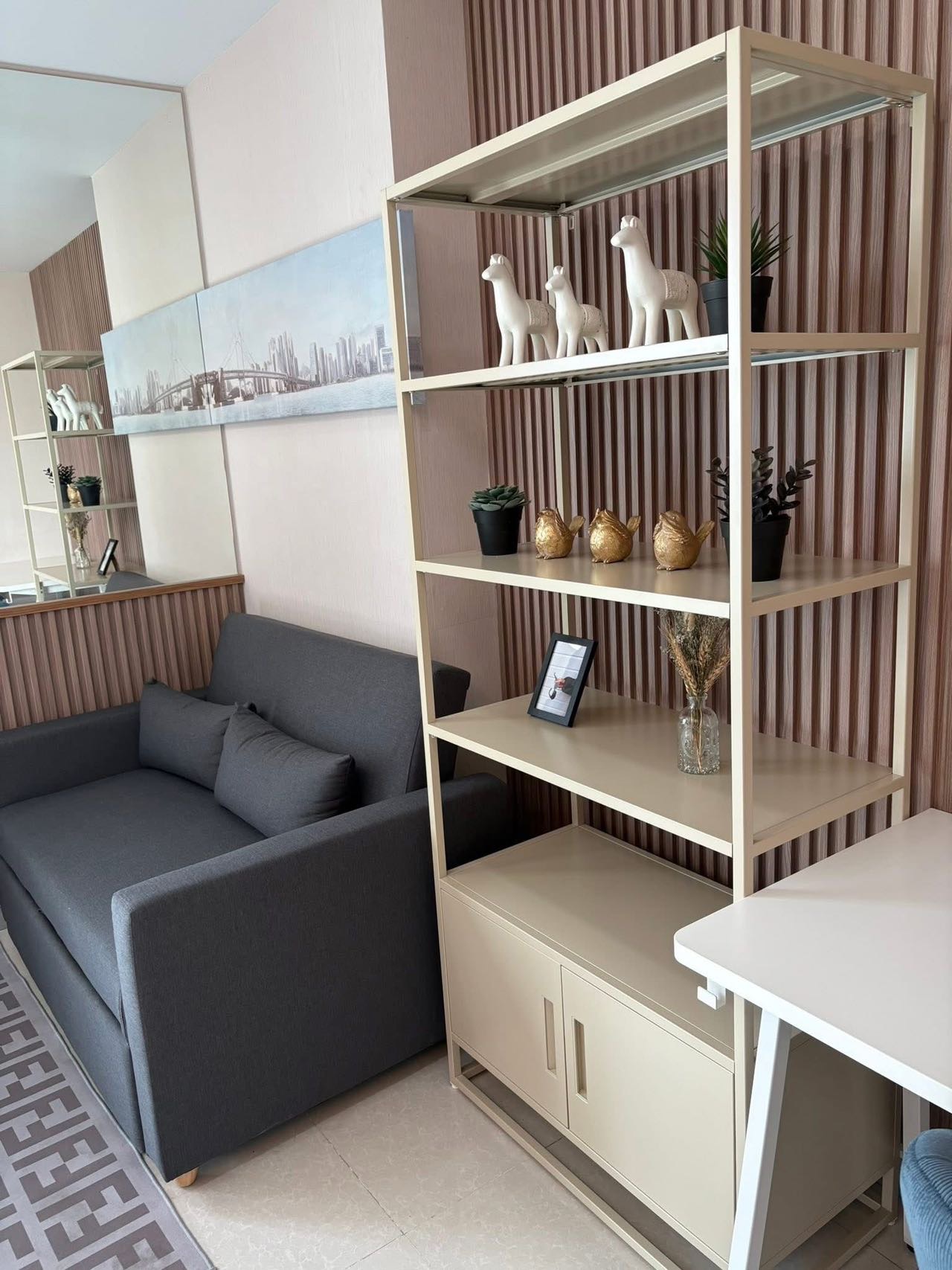 THE PRIVATE PARADISE