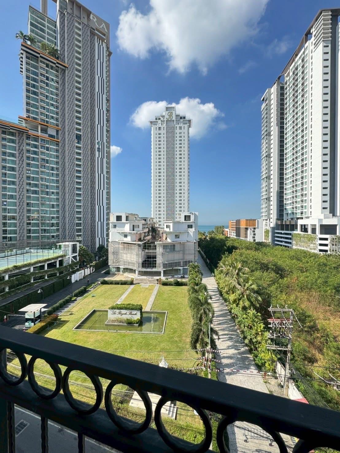 Seven Sea Code The Azur