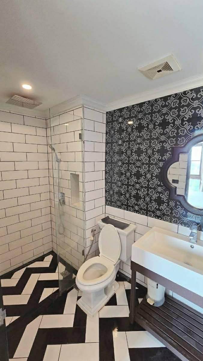 Venetian Signature Condo Resort