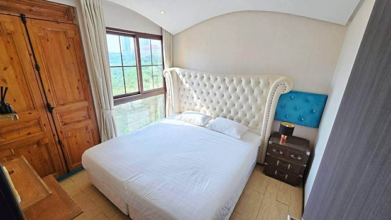 Venetian Signature Condo Resort