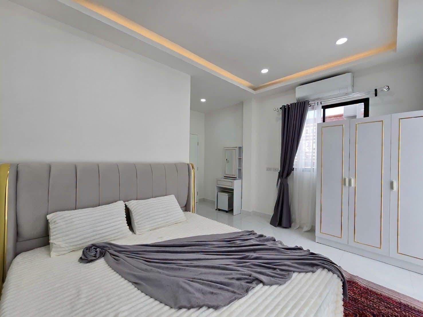Avenue Prime 21 