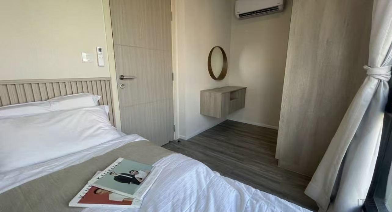 Platinum Condominium