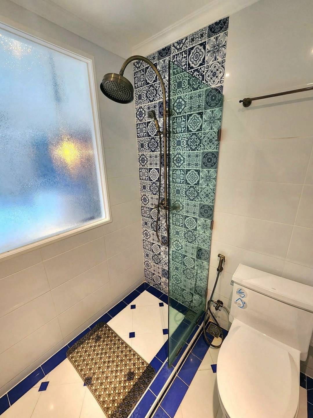  Seven Seas Côte d’Azur（中天）