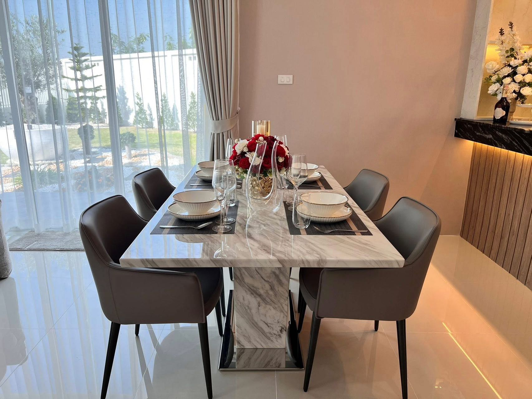 Ruwiporn Village（安静社区）