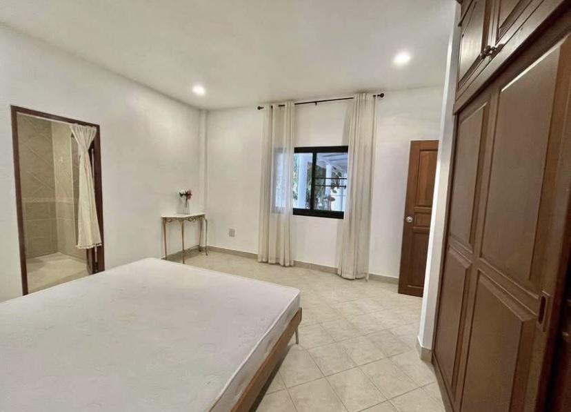 Soi Siam泳池别墅