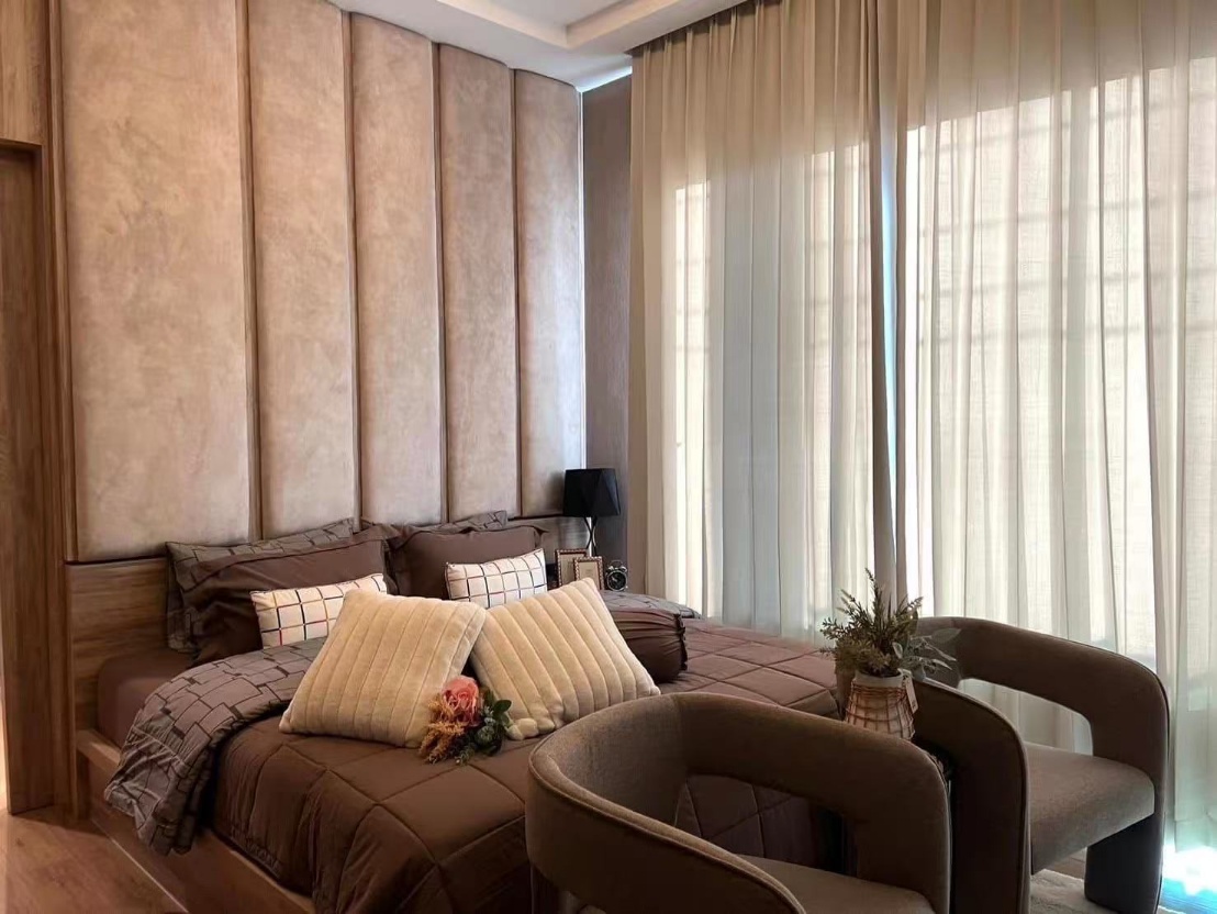 Madcha  Nirvana Pattaya