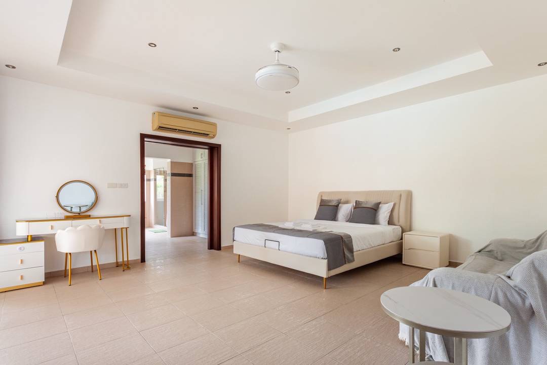 芭堤雅暹罗皇家景苑