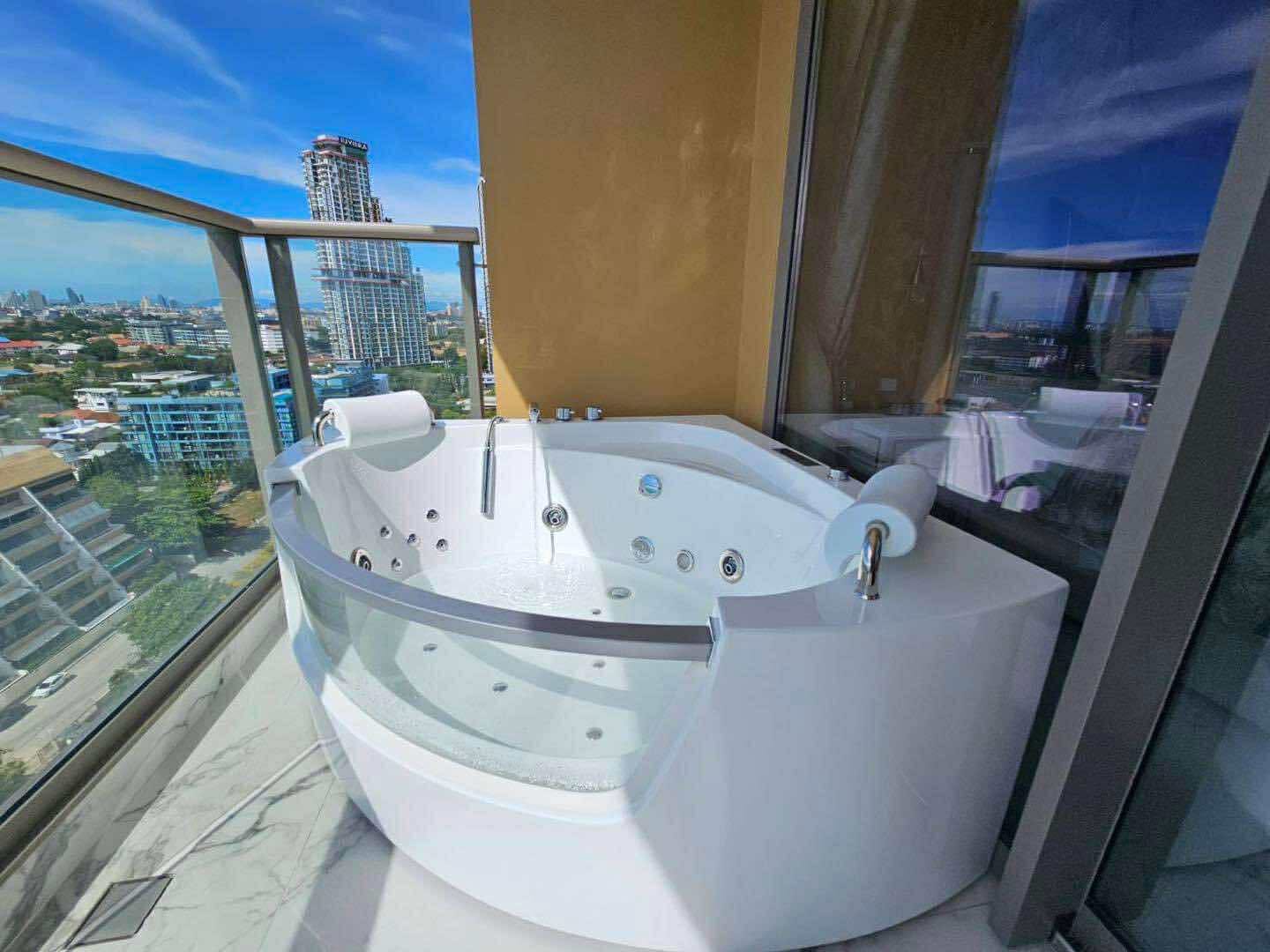  Copacabana Beach Jomtien