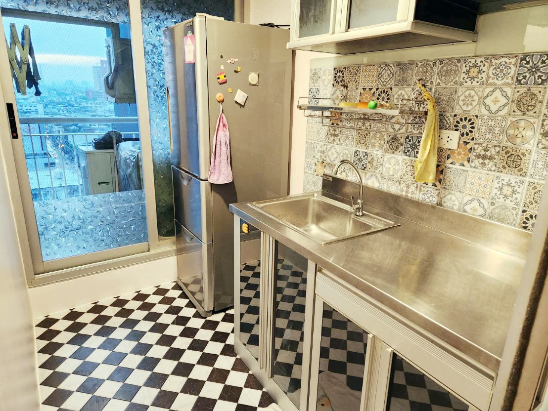 Life @ Ratchada - Huai Khwang