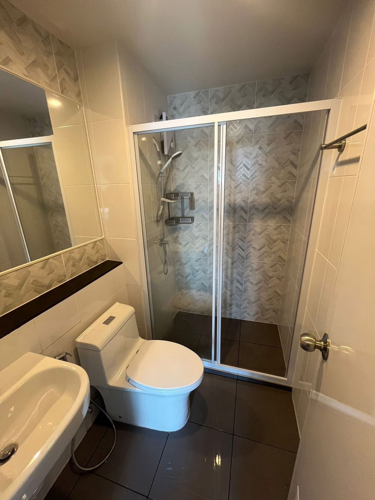 Regent Home Wutthakat 