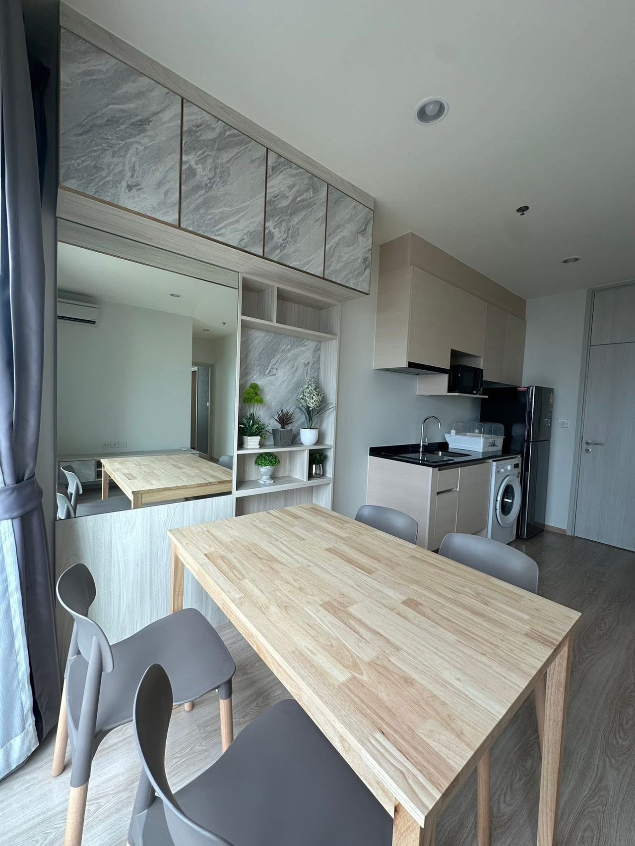 Noble Revolve Ratchada