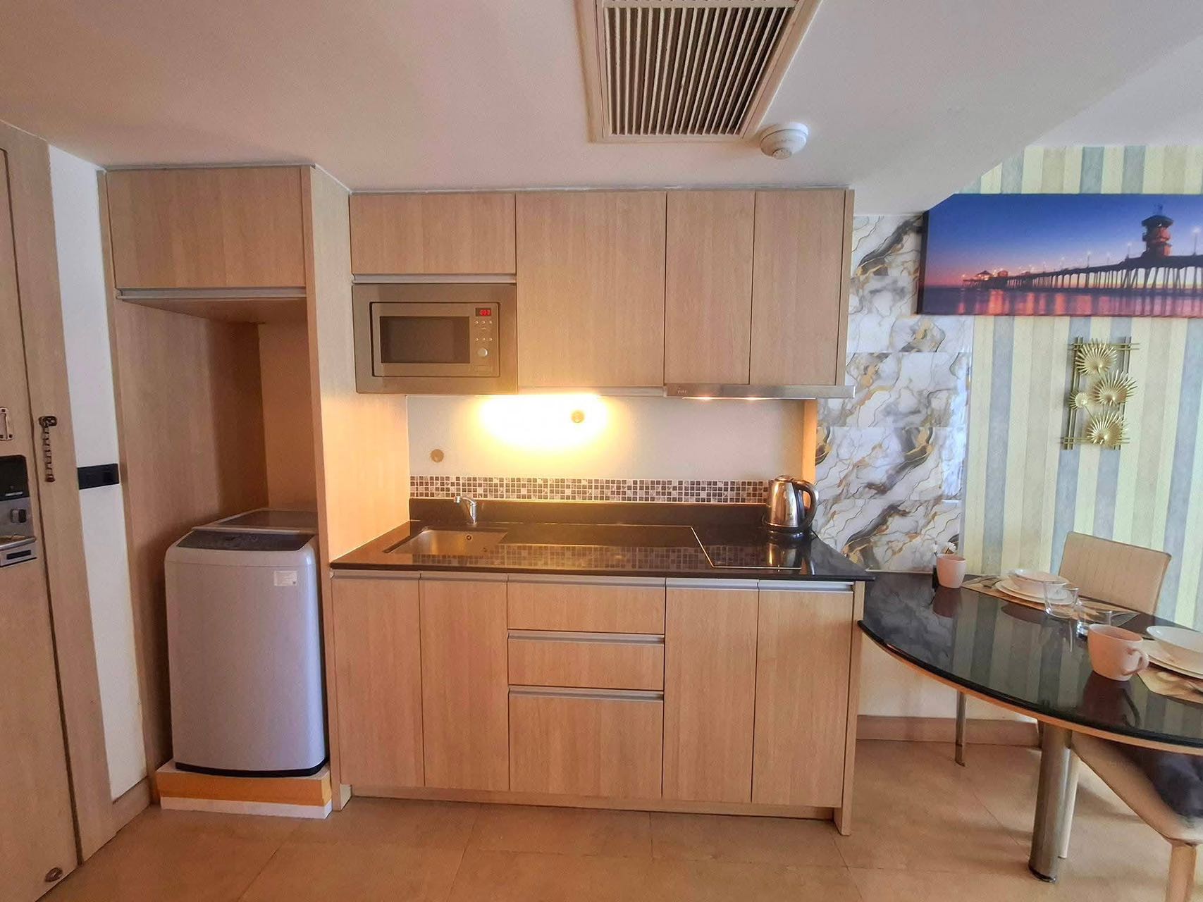 芭堤雅山崖公寓