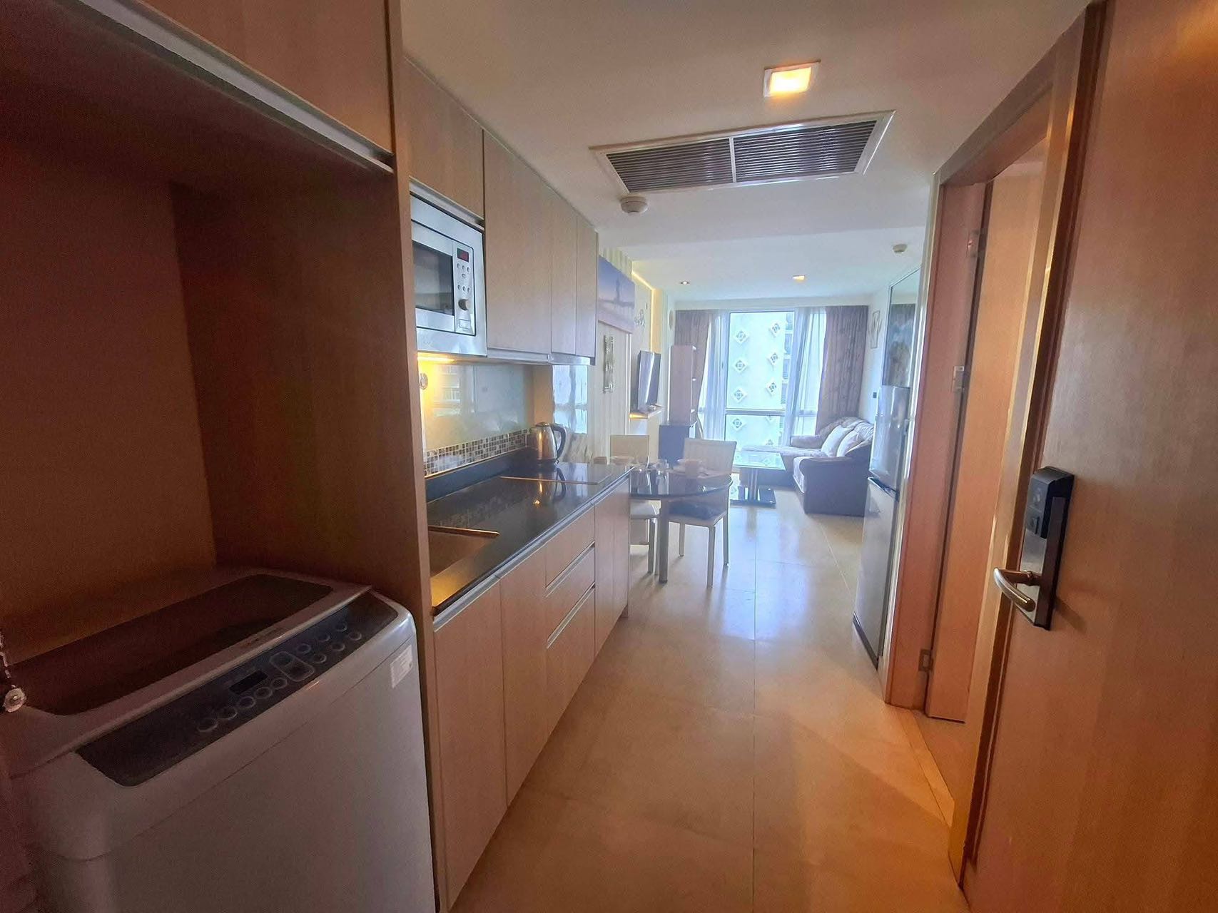 芭堤雅山崖公寓