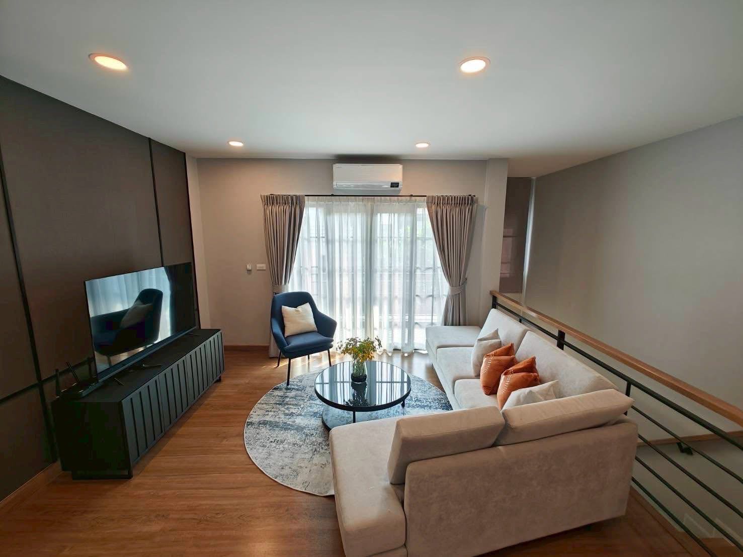 Centro Bangna Km.7