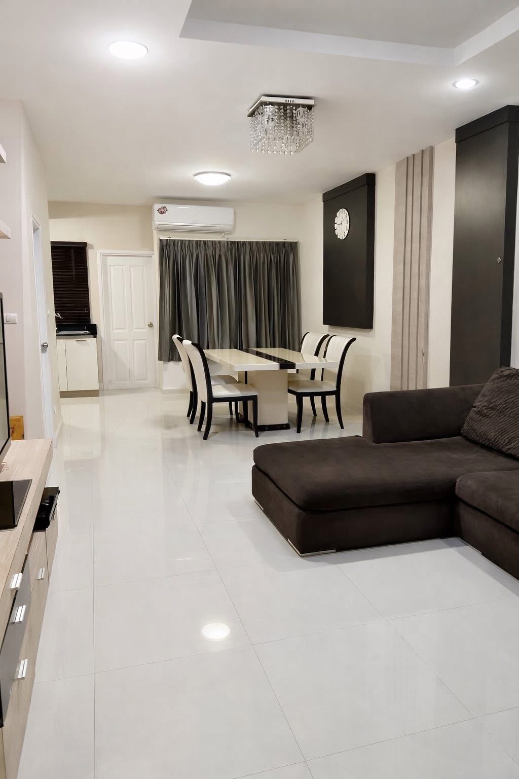 The private Sukhumvit77(别墅）