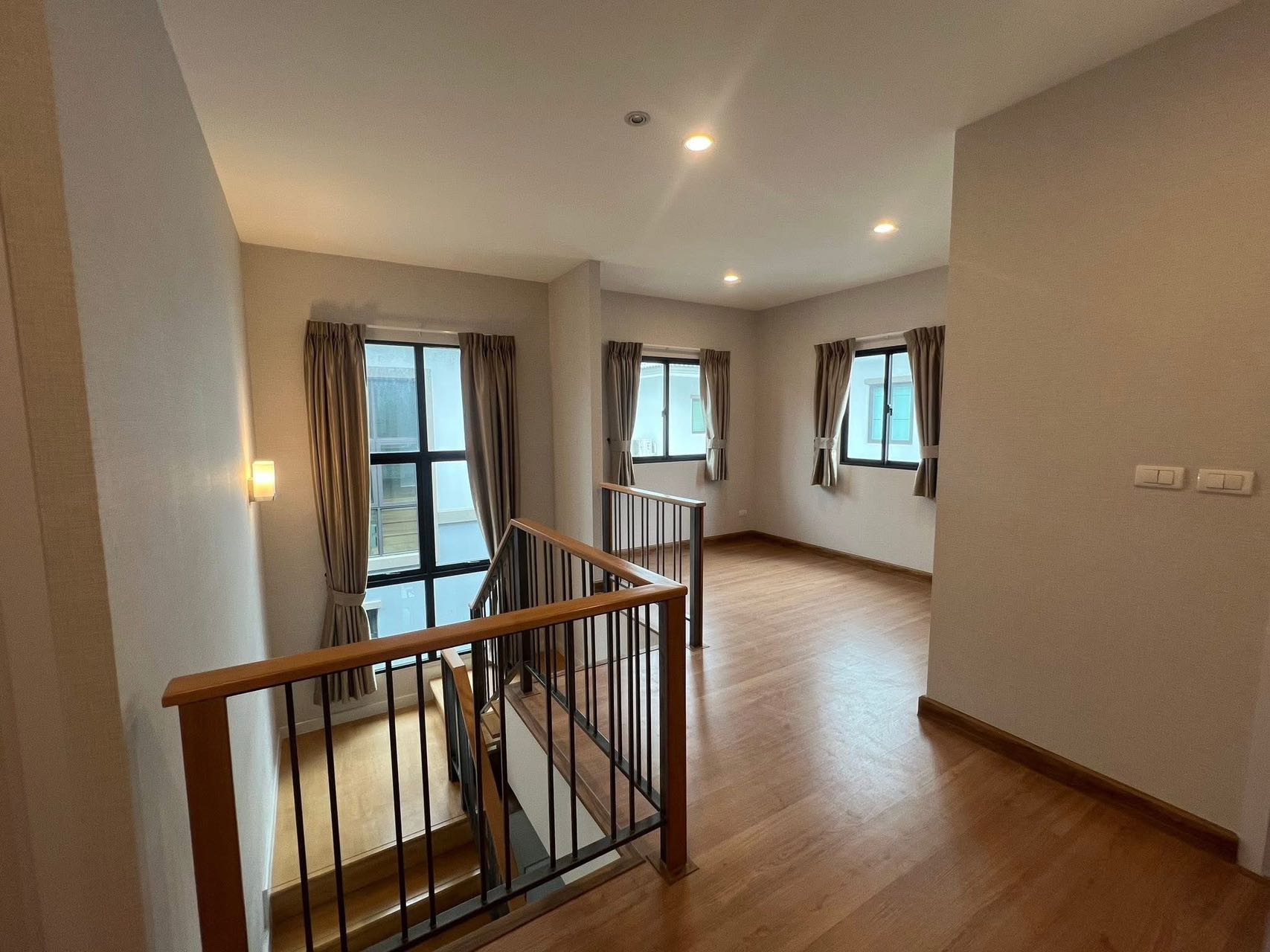 Passorn Prestige Bangna-Suvarnabhumi