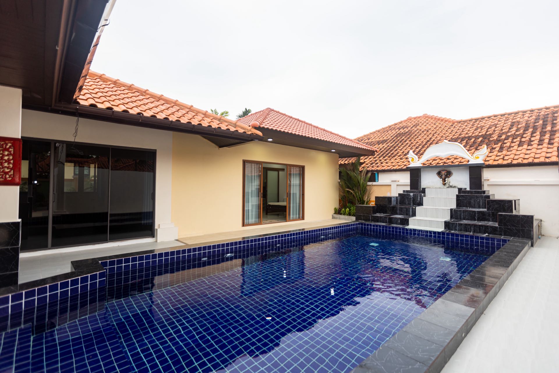 RV193 纳中天近海别墅