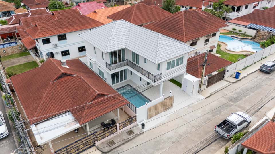 Royal Park Village