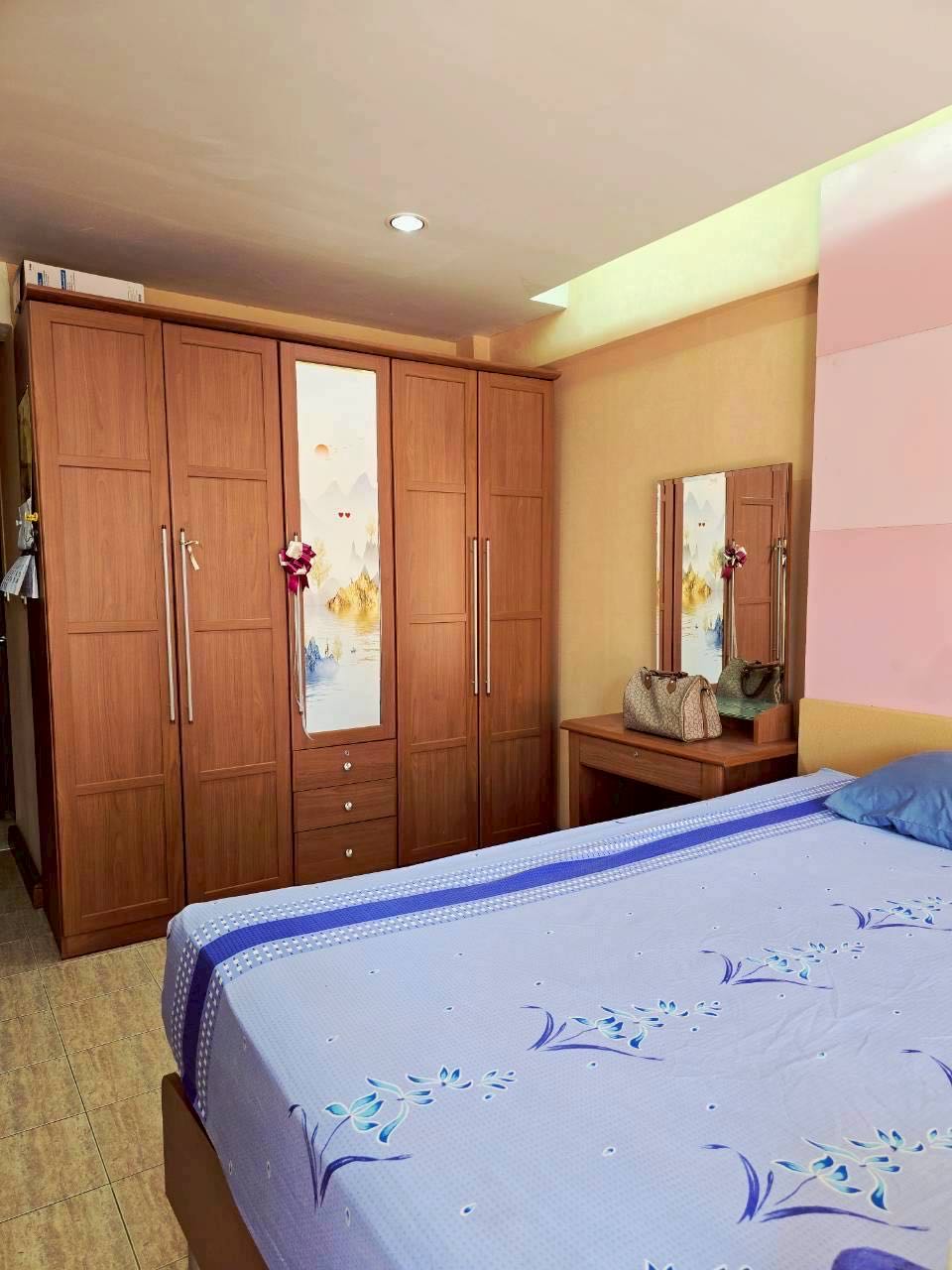 Jomtien Beach Condominium 