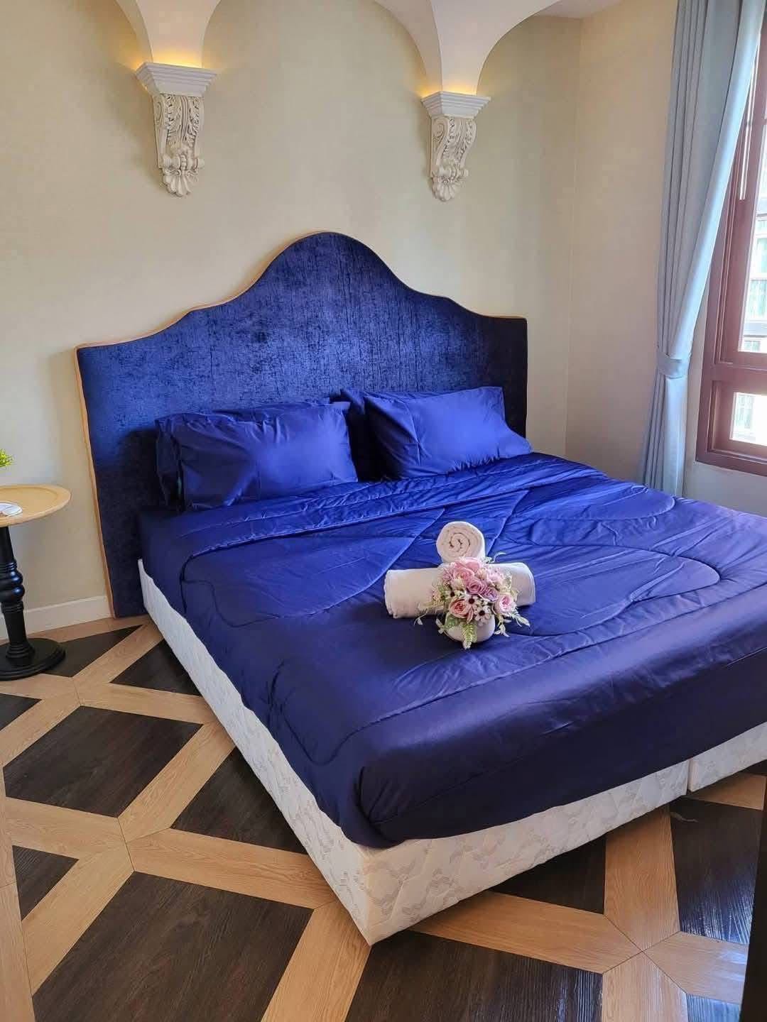  Espana Resort Condominium