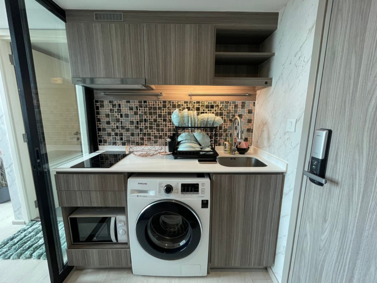 KnightsBridge Phaholyothin–Interchange