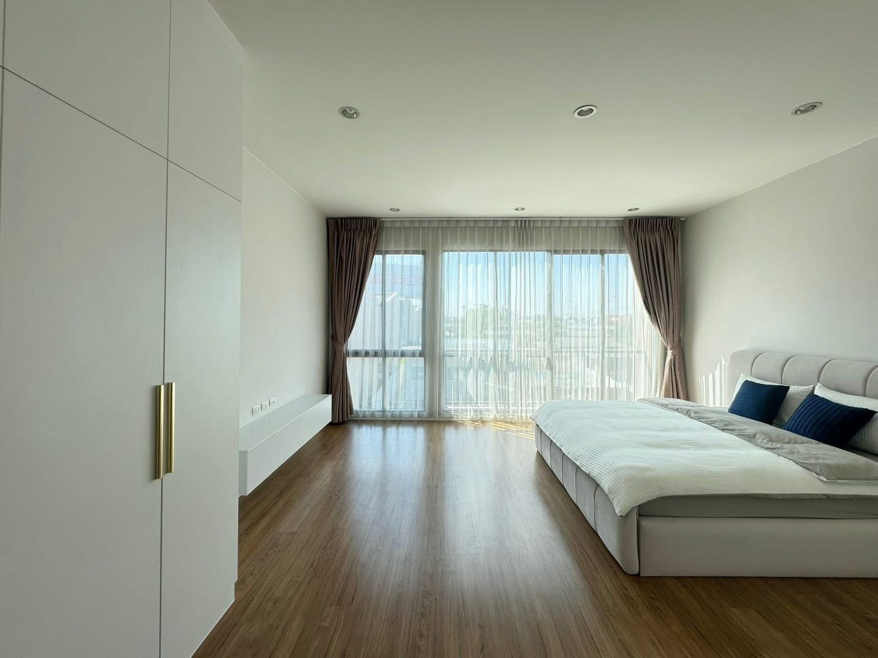 Baan Klang Muang RAMA 9-Krungthep kreetha