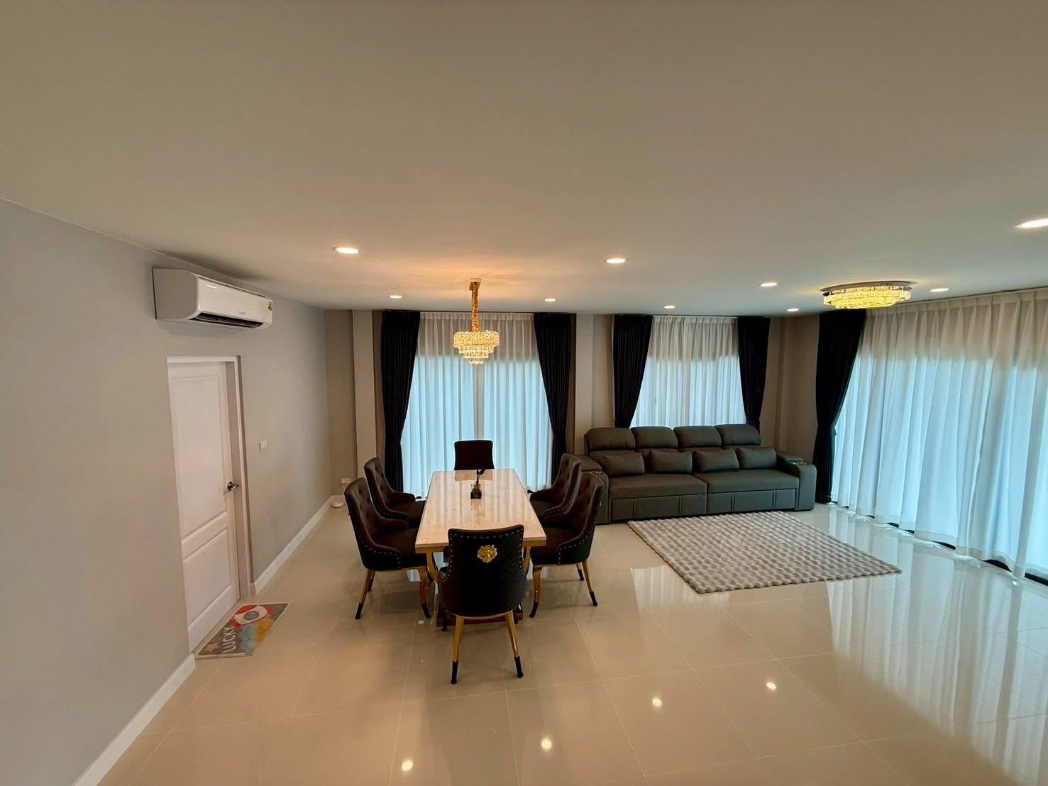 Centro Vibhavadi廊曼