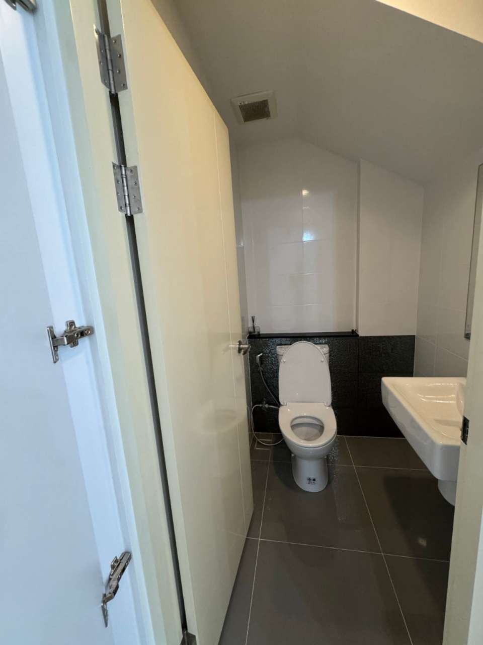 Baan Klang Muang Rama 9 – Bangkok Kreetha