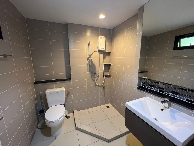 Burasiri Wongwaen-Onnut