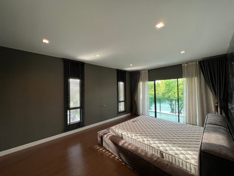 Burasiri Wongwaen-Onnut