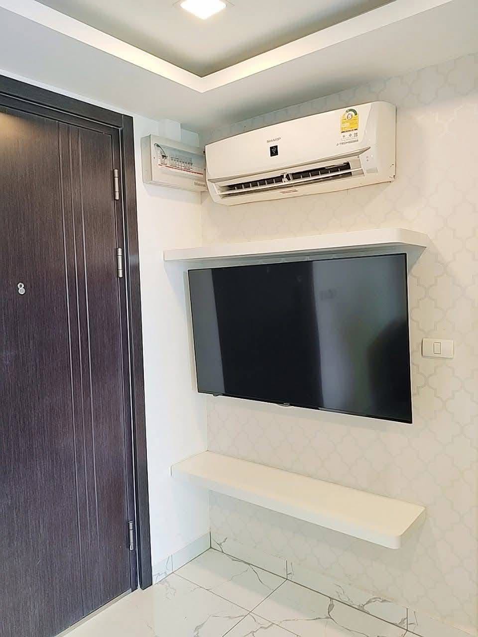 Acadia Center Suites