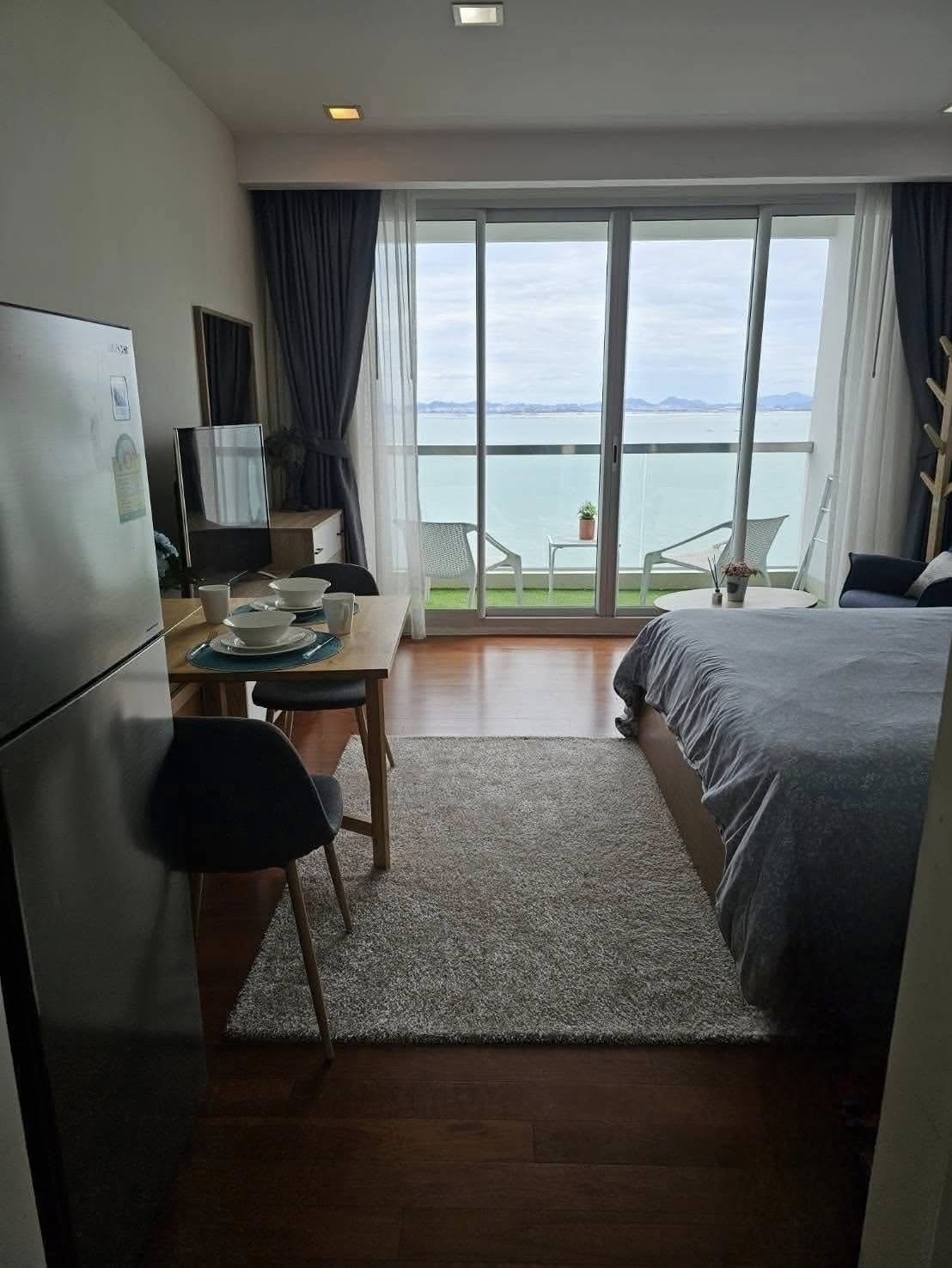 𝙏𝙝𝙚 𝙋𝙖𝙡𝙢 𝙒𝙤𝙣𝙜𝙖𝙢𝙖𝙩 𝘽𝙚𝙖𝙘𝙝𝙛𝙧𝙤𝙣𝙩 𝘾𝙤𝙣𝙙𝙤𝙢𝙞𝙣𝙞𝙪𝙢