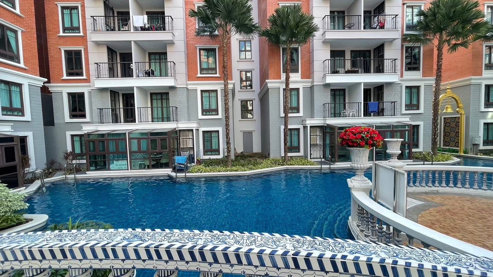 Espana Condo Resort Pattaya