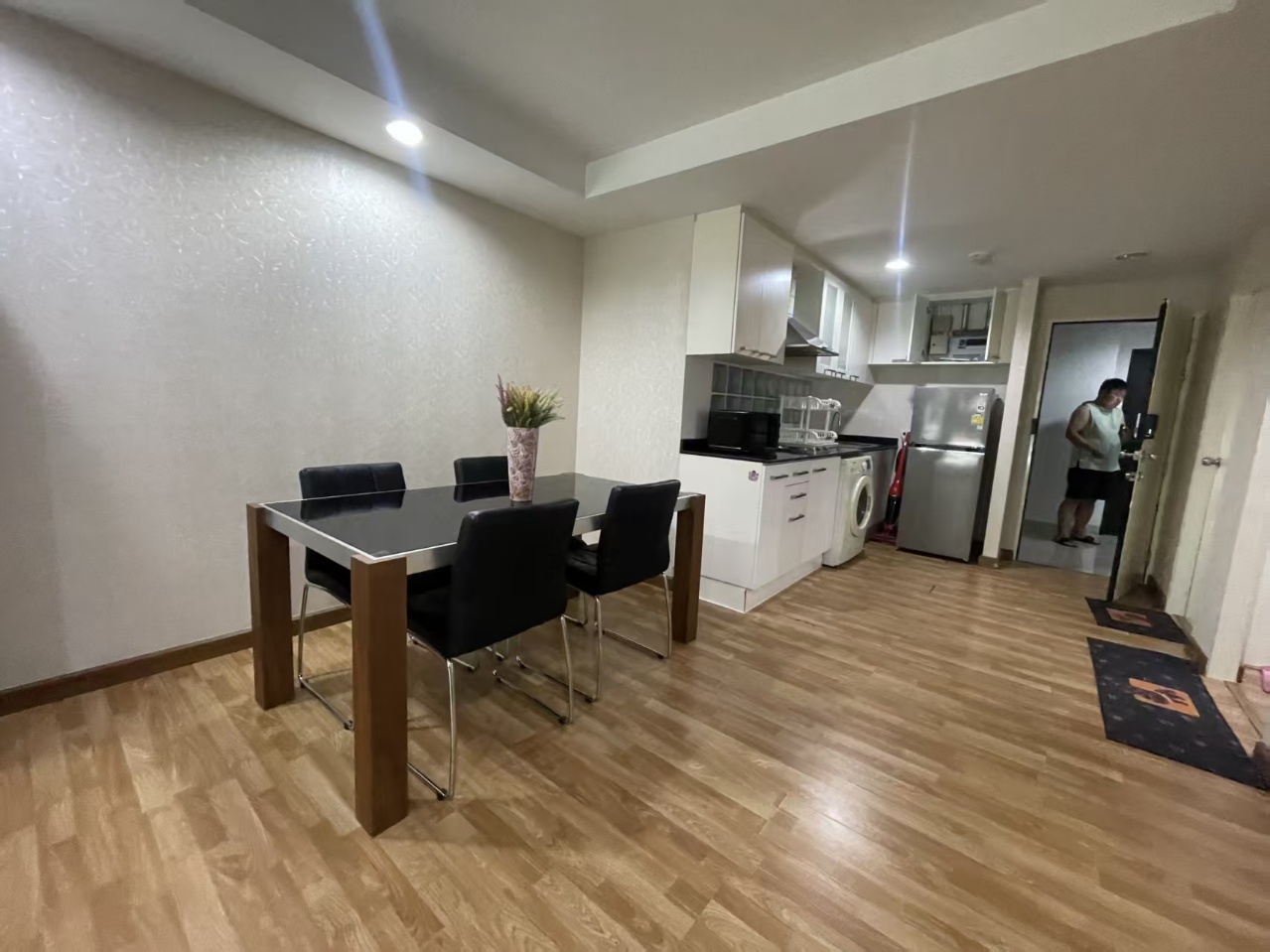 the kirs 2  ratchada 17