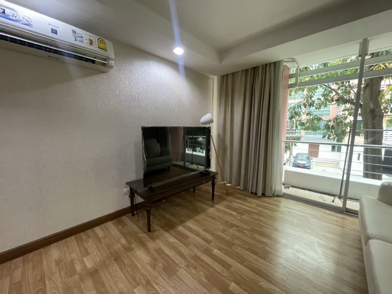 the kirs 2  ratchada 17