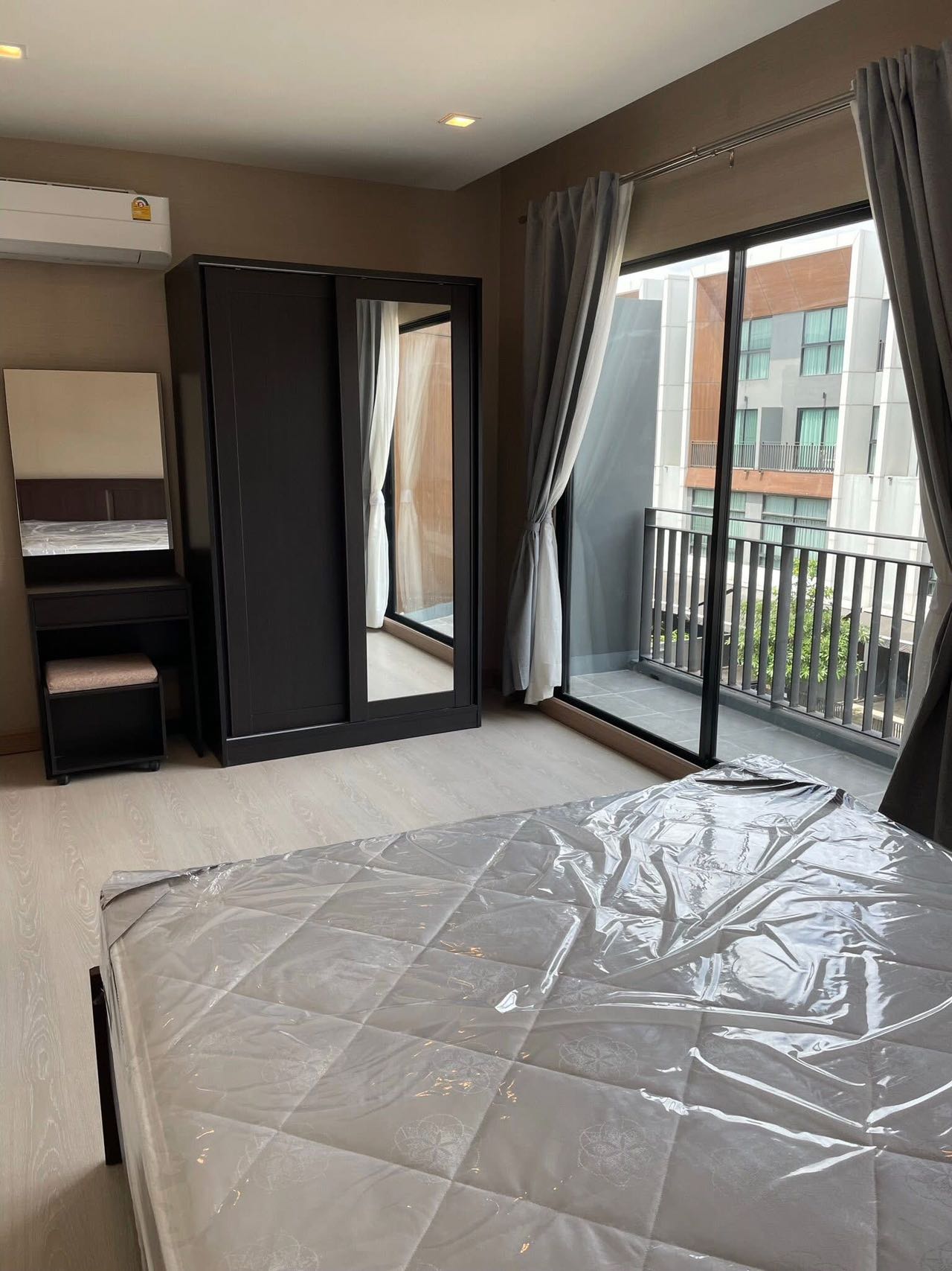 Arden Pattanakarn 20