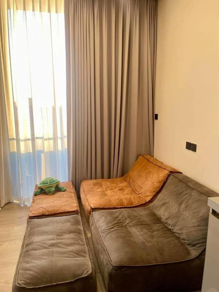 The Crest Park Residences