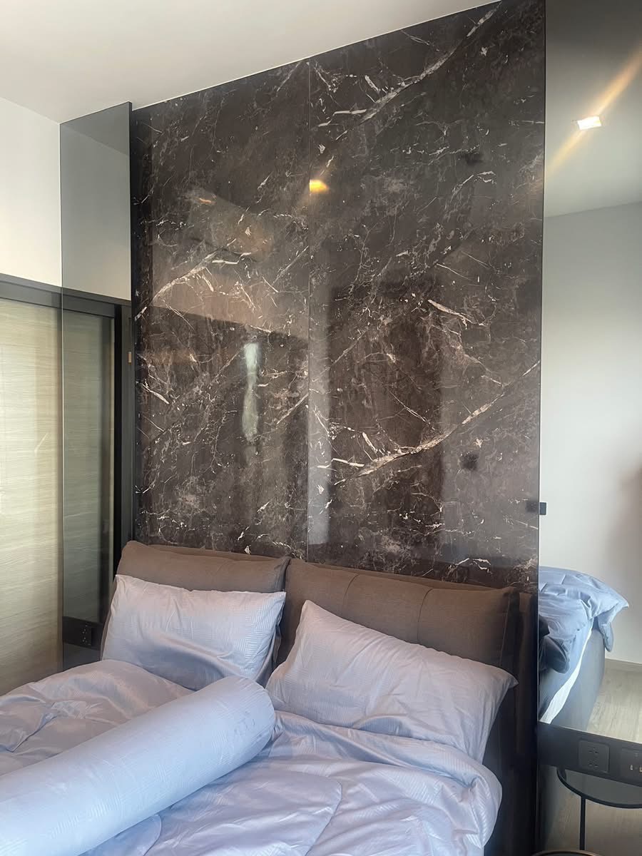 The Crest Park Residence