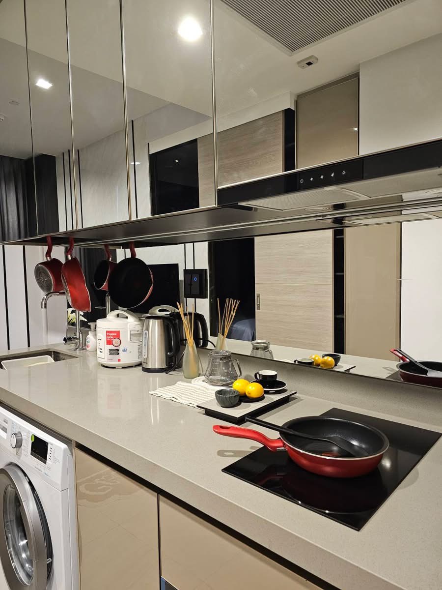 The Crest Park Residence