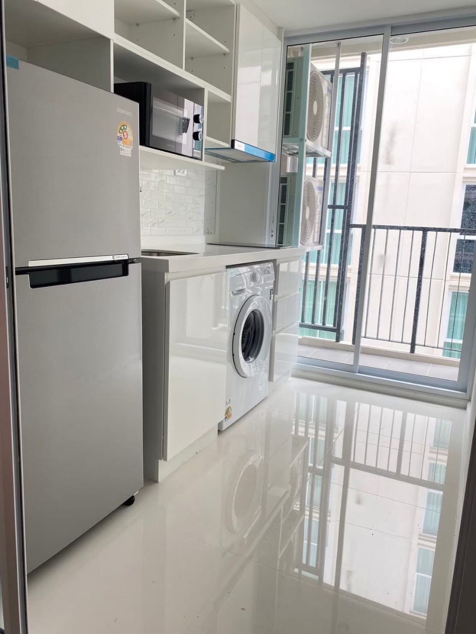 Chateau In Town Ratchayothin